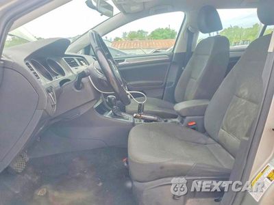 Zdjęcie 7 z 13 samochodu: 2017 VOLKSWAGEN GOLF SPORTWAGEN S VIN:3VWC17AU2HM523952 - miniatura