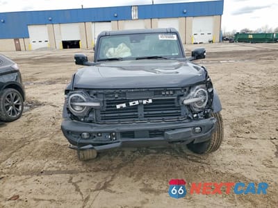 Piąte zdjęcie samochodu w środku: 2023 FORD BRONCO BASE VIN:1FMDE5DH0PLA95616 - miniatura