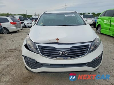 Piąte zdjęcie samochodu w środku: 2012 KIA SPORTAGE LX VIN:KNDPB3A29C7331617 - miniatura