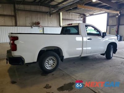 Trzecie zdjęcie samochodu z tyłu: 2020 CHEVROLET SILVERADO C1500 VIN:3GCNWAEF7LG114858 - miniatura