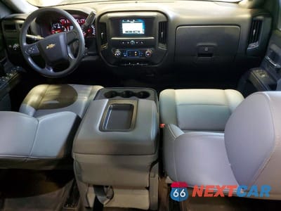 Zdjęcie 8 z 12 samochodu: 2018 CHEVROLET SILVERADO K1500 VIN:3GCUKNEH4JG430294 - miniatura