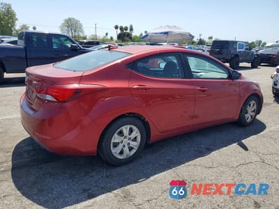 Trzecie zdjęcie samochodu z tyłu: 2016 HYUNDAI ELANTRA SE VIN:5NPDH4AE9GH773199 - miniatura