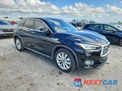 Czwarte zdjęcie samochodu z boku: 2019 INFINITI QX50 LUXE VIN:3PCAJ5M16KF106250 - miniatura