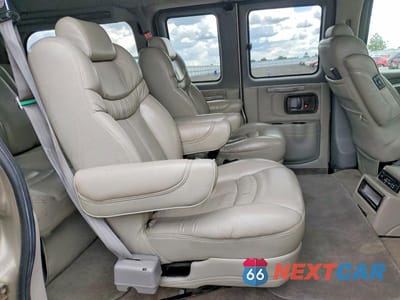 Zdjęcie 11 z 13 samochodu: 2004 GMC SAVANA RV G1500 VIN:1GDFG15T641133582 - miniatura