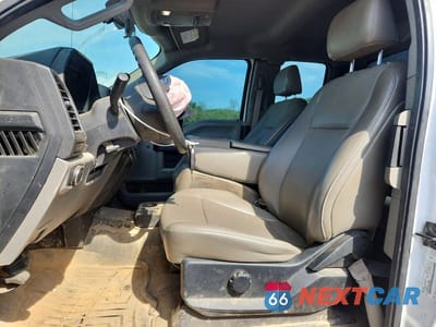 Zdjęcie 7 z 12 samochodu: 2019 FORD F550 SUPER DUTY VIN:1FD0X5HTXKEC44943 - miniatura