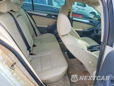Zdjęcie 10 z 12 samochodu: 2013 VOLKSWAGEN JETTA SE VIN:3VWDP7AJ5DM452846 - miniatura
