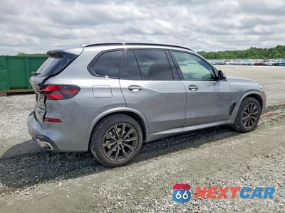 Trzecie zdjęcie samochodu z tyłu: 2026 BMW X5 XDRIVE40I VIN:5UX23EU07T9073808 - miniatura