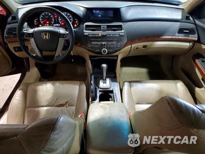 Zdjęcie 8 z 12 samochodu: 2011 HONDA ACCORD EXL VIN:1HGCP3F88BA018543 - miniatura