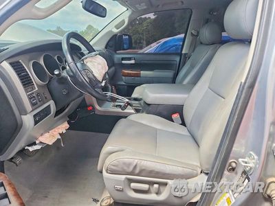Zdjęcie 7 z 12 samochodu: 2011 TOYOTA TUNDRA CREWMAX LIMITED VIN:5TFHY5F17BX205026 - miniatura