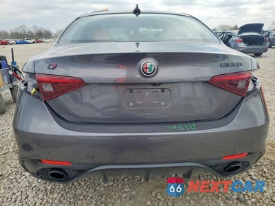 Zdjęcie 6 z 13 samochodu: 2019 ALFA ROMEO GIULIA VIN:ZARFANAN5K7607669 - miniatura