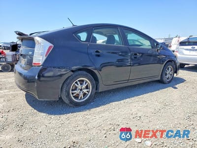 Trzecie zdjęcie samochodu z tyłu: 2010 TOYOTA PRIUS III VIN:JTDKN3DU4A1312746 - miniatura