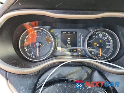 Zdjęcie 9 z 13 samochodu: 2016 JEEP CHEROKEE SPORT VIN:1C4PJMASXGW277376 - miniatura