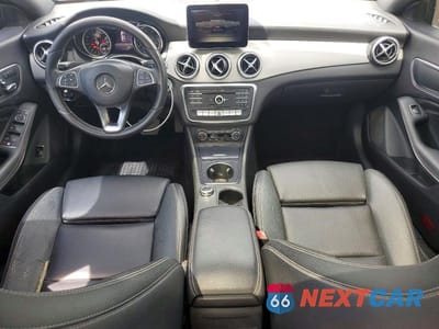 Zdjęcie 8 z 11 samochodu: 2017 MERCEDES-BENZ CLA 250 VIN:WDDSJ4EB1HN400581 - miniatura