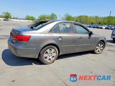 Trzecie zdjęcie samochodu z tyłu: 2010 HYUNDAI SONATA GLS VIN:5NPET4AC2AH653124 - miniatura