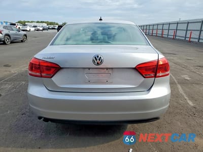 Zdjęcie 6 z 12 samochodu: 2013 VOLKSWAGEN PASSAT S VIN:1VWAH7A37DC008774 - miniatura