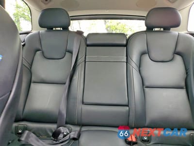Zdjęcie 10 z 13 samochodu: 2018 VOLVO XC60 T6 VIN:LYVA22RLXJB106032 - miniatura