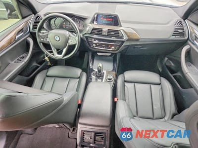 Zdjęcie 8 z 11 samochodu: 2019 BMW X3 SDRIVE30I VIN:5UXTR7C59KLF29923 - miniatura