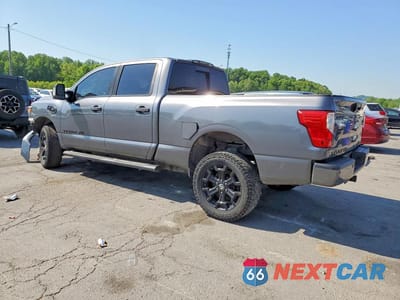 Drugie zdjęcie samochodu z przodu: 2019 NISSAN TITAN XD SL VIN:1N6BA1F49KN517452 - miniatura