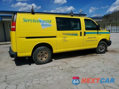 Trzecie zdjęcie samochodu z tyłu: 2008 CHEVROLET EXPRESS 3500 UTILITY / SERVICE VAN VIN:1GCHG35K181188608 - miniatura