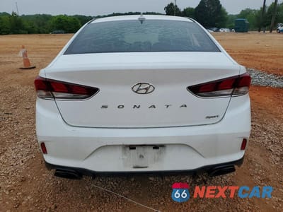 Zdjęcie 6 z 12 samochodu: 2018 HYUNDAI SONATA SPORT VIN:5NPE34AF3JH656348 - miniatura