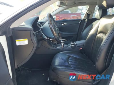 Zdjęcie 7 z 12 samochodu: 2008 MERCEDES-BENZ CLS 550 VIN:WDDDJ72X28A122954 - miniatura