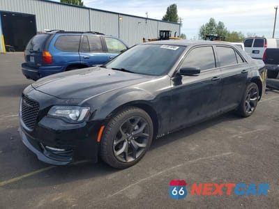 2022 CHRYSLER 300 TOURING L 2C3CCADG8NH178988 - główne zdjęcie licytacji z USA - miniatura