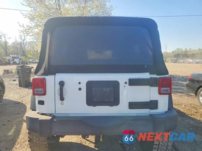 Zdjęcie 6 z 13 samochodu: 2016 JEEP WRANGLER UNLIMITED SPORT VIN:1C4BJWDG1GL248072 - miniatura