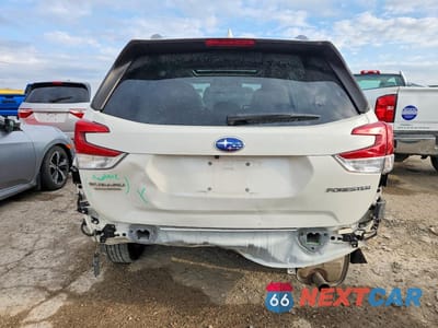 Zdjęcie 6 z 13 samochodu: 2021 SUBARU FORESTER PREMIUM VIN:JF2SKAJCXMH528834 - miniatura