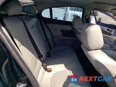 Zdjęcie 10 z 12 samochodu: 2012 JAGUAR XF VIN:SAJWA0FB7CLS29005 - miniatura