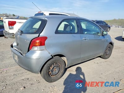 Trzecie zdjęcie samochodu z tyłu: 2010 TOYOTA YARIS VIN:JTDJT4K39A5294738 - miniatura