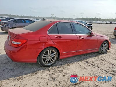 Trzecie zdjęcie samochodu z tyłu: 2014 MERCEDES-BENZ C 250 VIN:WDDGF4HBXEA938170 - miniatura
