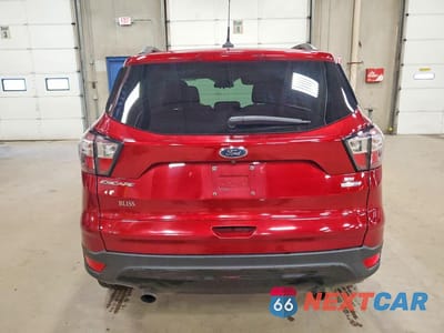 Zdjęcie 6 z 12 samochodu: 2018 FORD ESCAPE SE VIN:1FMCU9GD3JUD48010 - miniatura