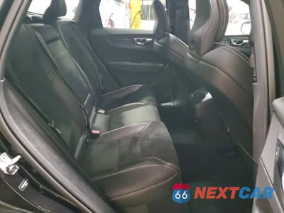 Zdjęcie 11 z 14 samochodu: 2019 VOLVO XC60 T6 R-DESIGN VIN:YV4A22RM3K1343539 - miniatura