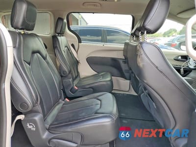 Zdjęcie 11 z 13 samochodu: 2023 CHRYSLER PACIFICA TOURING L VIN:2C4RC1BG5PR501898 - miniatura