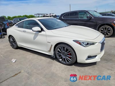 Czwarte zdjęcie samochodu z boku: 2017 INFINITI Q60 RED SPORT 400 VIN:JN1FV7EL0HM700986 - miniatura