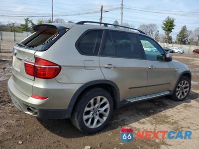Trzecie zdjęcie samochodu z tyłu: 2011 BMW X5 XDRIVE35I VIN:5UXZV4C57BL406588 - miniatura