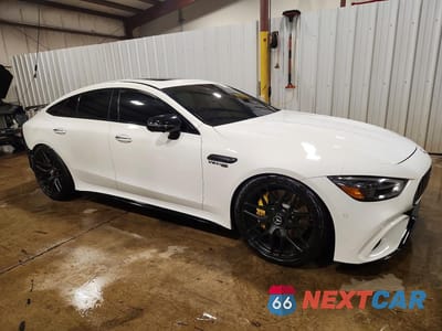 Czwarte zdjęcie samochodu z boku: 2019 MERCEDES-BENZ AMG GT 63 S VIN:WDD7X8KB4KA006748 - miniatura