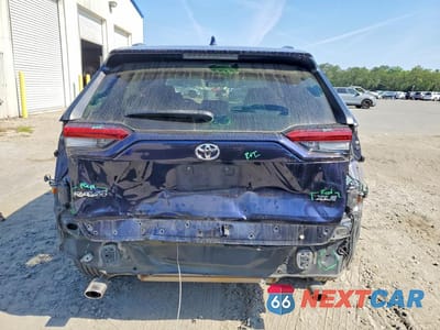 Zdjęcie 6 z 14 samochodu: 2020 TOYOTA RAV4 XLE VIN:2T3W1RFVXLC068855 - miniatura