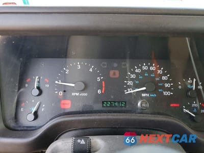 Zdjęcie 9 z 12 samochodu: 2000 JEEP WRANGLER / TJ SAHARA VIN:1J4FA59S6YP801649 - miniatura