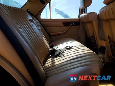 Zdjęcie 10 z 12 samochodu: 1985 MERCEDES-BENZ 380 SE VIN:WDBCA32C2FA133900 - miniatura