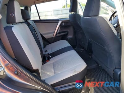 Zdjęcie 11 z 14 samochodu: 2018 TOYOTA RAV4 HYBRID XLE VIN:JTMRJREV8JD201216 - miniatura