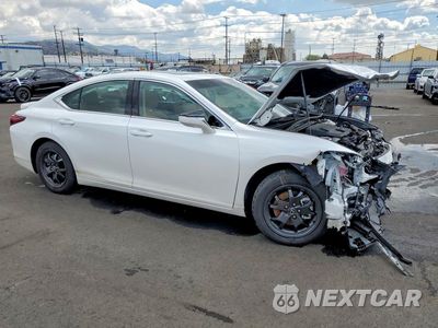 Czwarte zdjęcie samochodu z boku: 2025 LEXUS ES 300H LUXURY VIN:58AEA1C16SU069563 - miniatura
