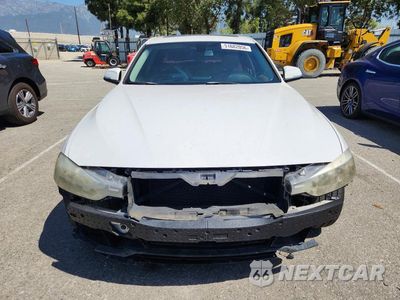 Piąte zdjęcie samochodu w środku: 2012 BMW 328 I VIN:WBA3A5C56CF343747 - miniatura