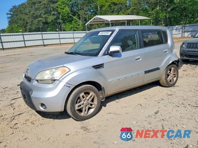 2010 KIA SOUL + KNDJT2A28A7031772 - główne zdjęcie licytacji z USA - miniatura