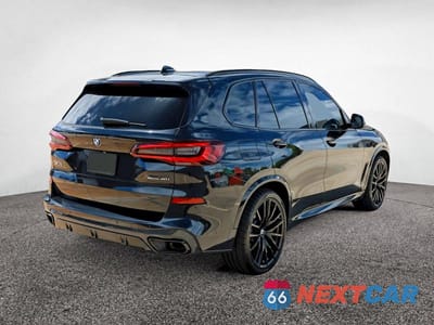 Czwarte zdjęcie samochodu z boku: 2022 BMW X5 SDRIVE 40I VIN:5UXCR4C00N9L11130 - miniatura