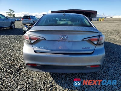 Zdjęcie 6 z 12 samochodu: 2017 HYUNDAI SONATA HYBRID SE VIN:KMHE24L1XHA046724 - miniatura