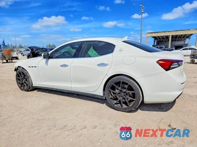 Drugie zdjęcie samochodu z przodu: 2021 MASERATI GHIBLI S VIN:ZAM57YSA0M1357650 - miniatura
