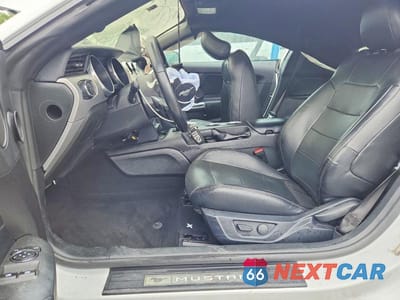 Zdjęcie 7 z 13 samochodu: 2020 FORD MUSTANG VIN:1FA6P8TH2L5112253 - miniatura