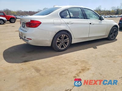 Trzecie zdjęcie samochodu z tyłu: 2018 BMW 330 XI VIN:WBA8D9C56JEB35832 - miniatura