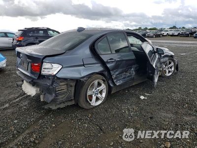 Trzecie zdjęcie samochodu z tyłu: 2014 BMW 320 I VIN:WBA3B1C55EK133267 - miniatura